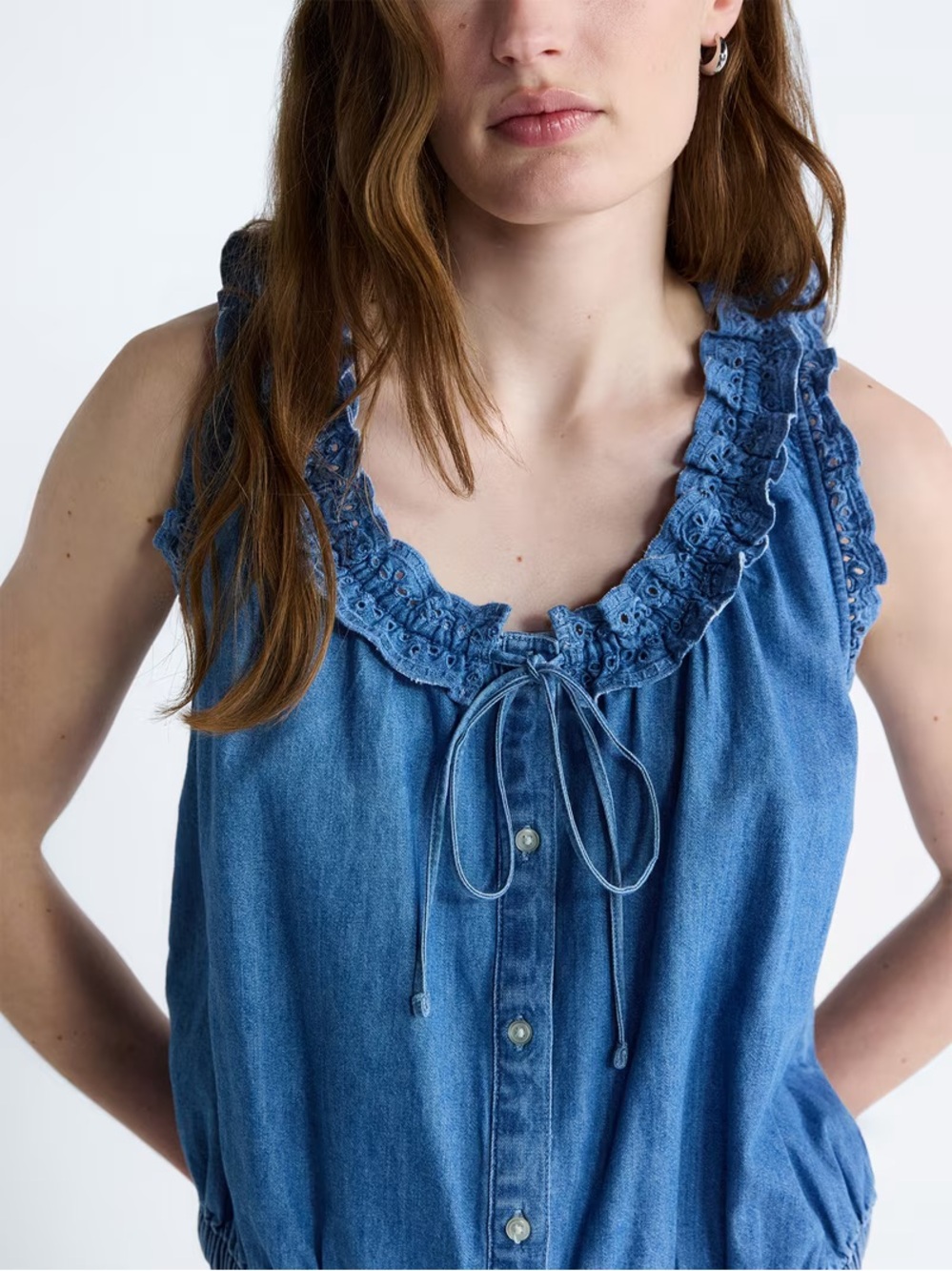 Free Assembly Eyelet Ruffle Top XS - Picture 3 of 5